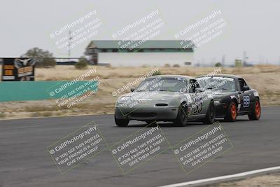 media/Jun-01-2025-CalClub SCCA (Sun) [[eae223c5dd]]/Group 5/Race (Front Straight)/